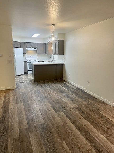 Floor plan for 1 bed, 1 bath, 813 sqft